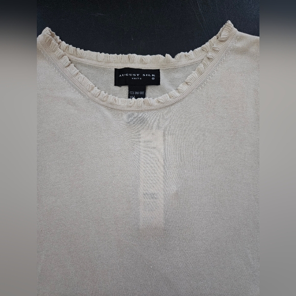 NWT - Silk August Silk Lt. Tan Short Sleeve Knit Top - Size L - Picture 4 of 11